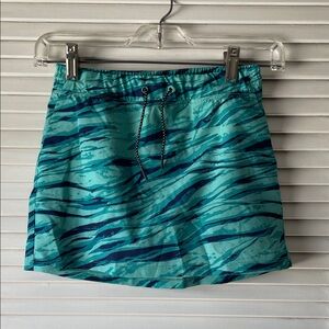 Old Navy Teal and Navy Athletic Skort
